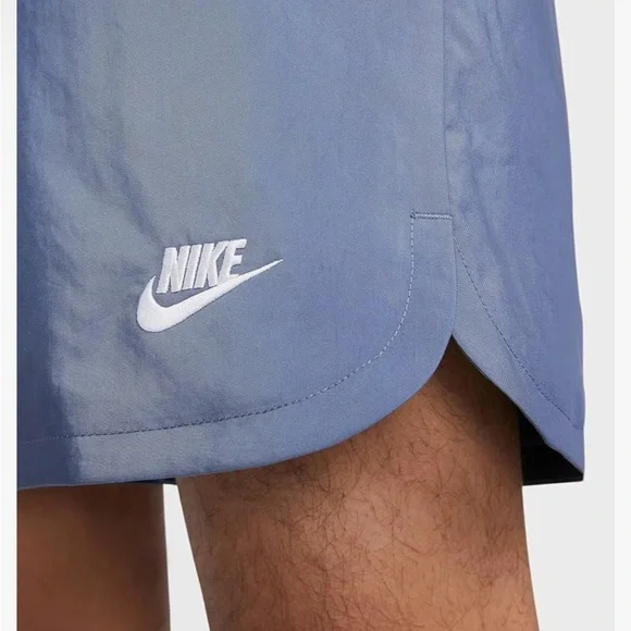 Light Blue Shorts (M) - Picture 4 of 8